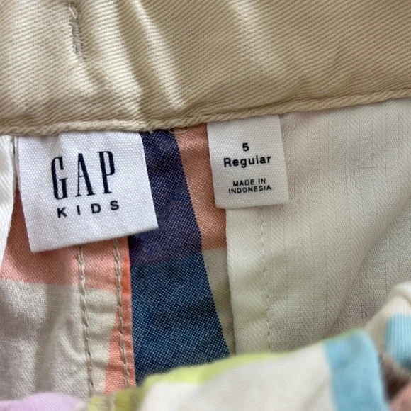 GAP Kids Plaid Shorts - Picture 3 of 6